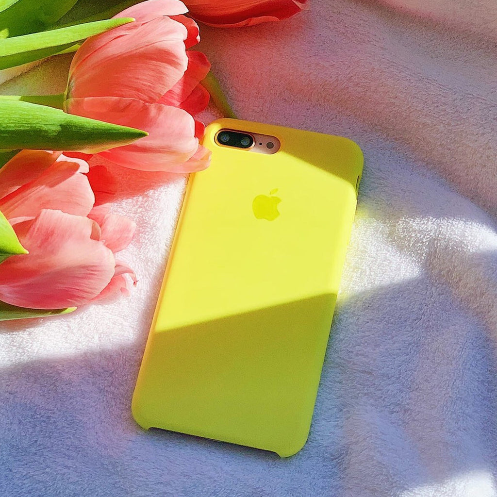 iPhone Silicone Case (Flash Yellow)